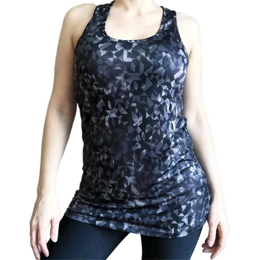 Reebok Womens Top Small Gray Racerback Gym Shirt Geometric Athleisure Fitness